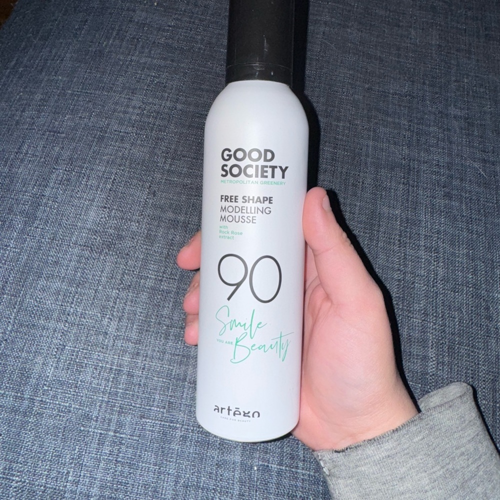 Good Society Free Shape Modelling Mousse - Black and White